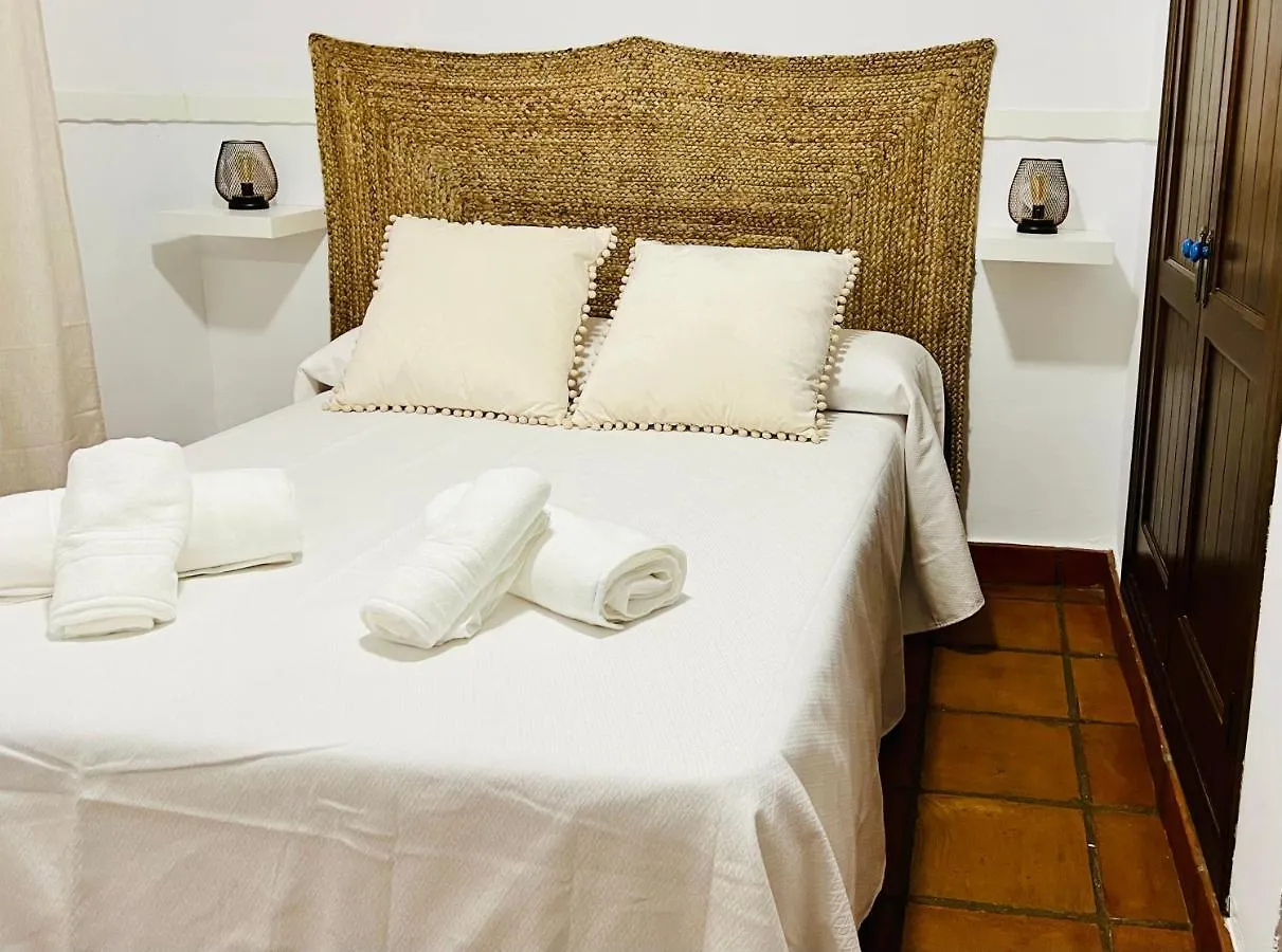 Holiday home Villa Aljaral, Espectacular,Piscina,Chimenea, Climatizacion, Wifi Cordoba