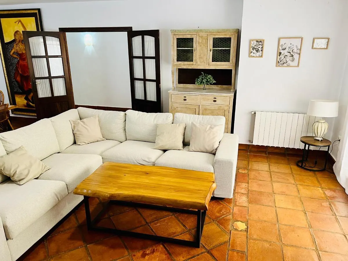 Holiday home Villa Aljaral, Espectacular,Piscina,Chimenea, Climatizacion, Wifi Cordoba