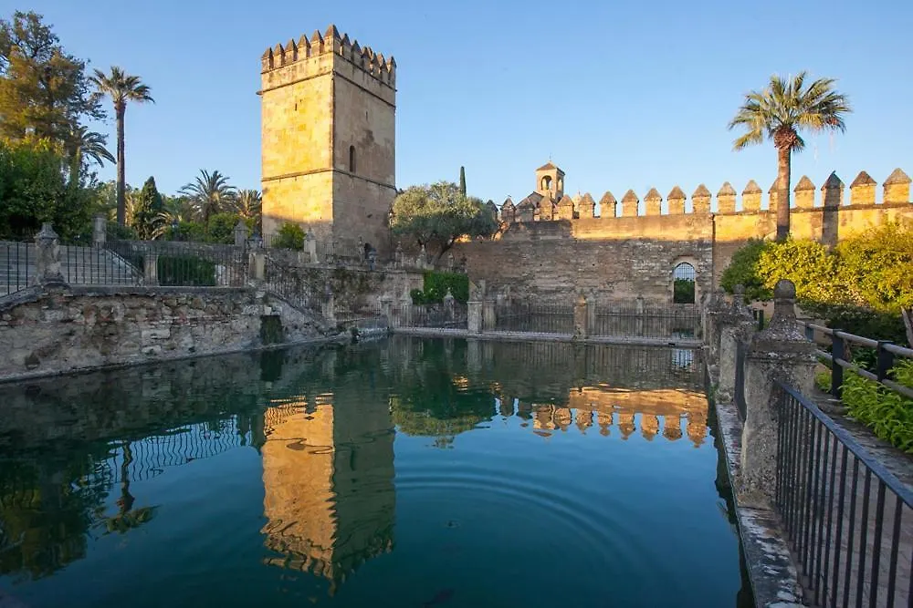 Villa Aljaral, Espectacular,Piscina,Chimenea, Climatizacion, Wifi Cordoba Holiday home